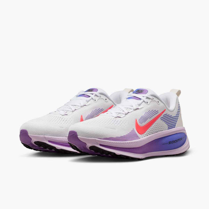 Nike Vomero 18 Shoes (Women's)