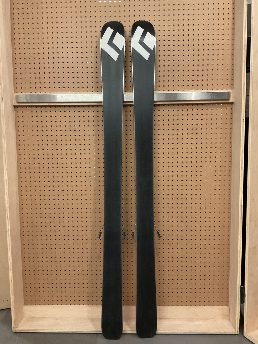 USED Black Diamond Joule 95 skis 165cm w/ binding + skins