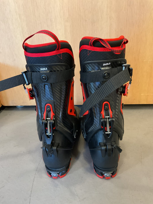 USED Atomic backland carbon 29/29.5 boots 318mm