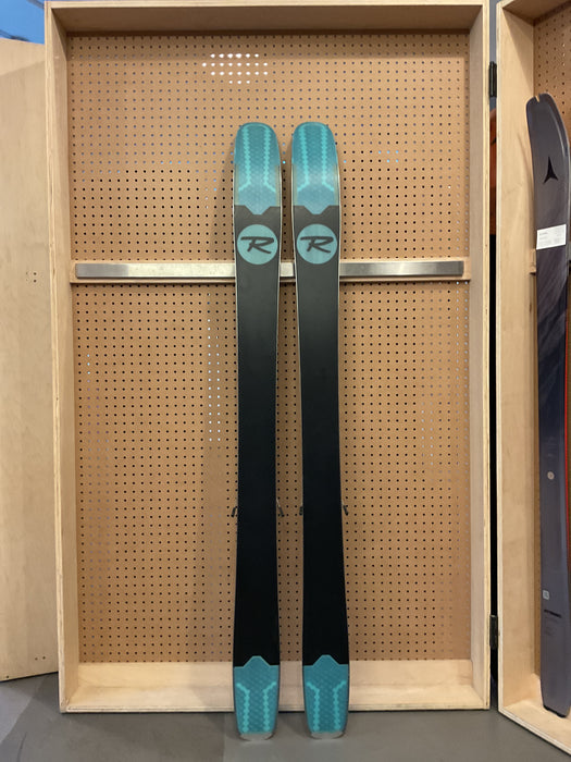 USED Rossingol Soul 7 106 172cm w/ Superlite175s & Skins