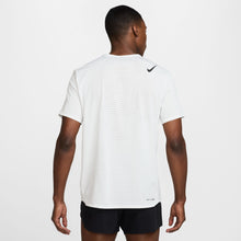 Nike Aeroswift Short-Sleeve Shirt (Men's)