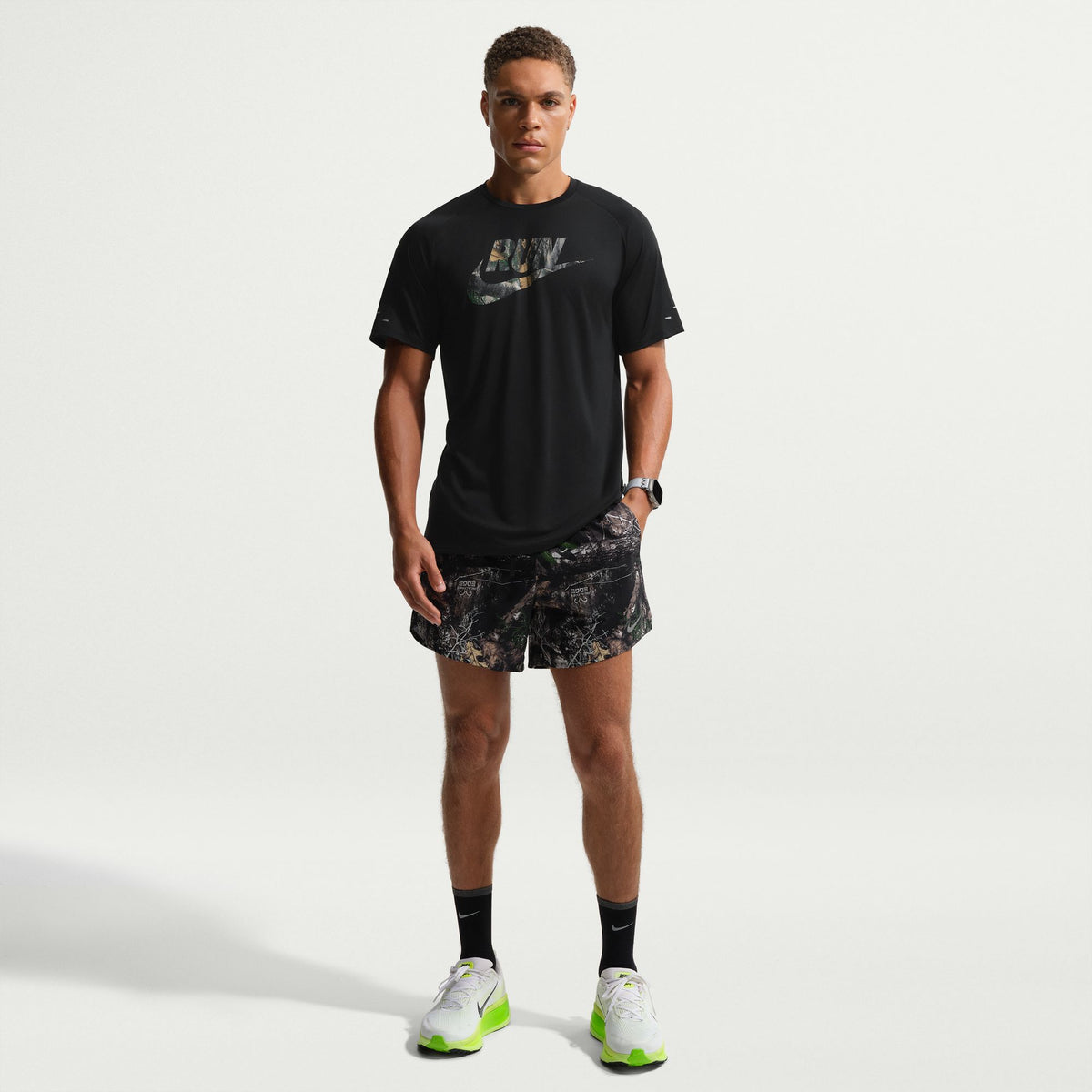 Nike Men's Stride 5" Realtree® Running Shorts (Men's)