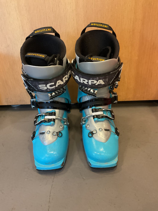 USED Scarpa GEA 23.0 271mm