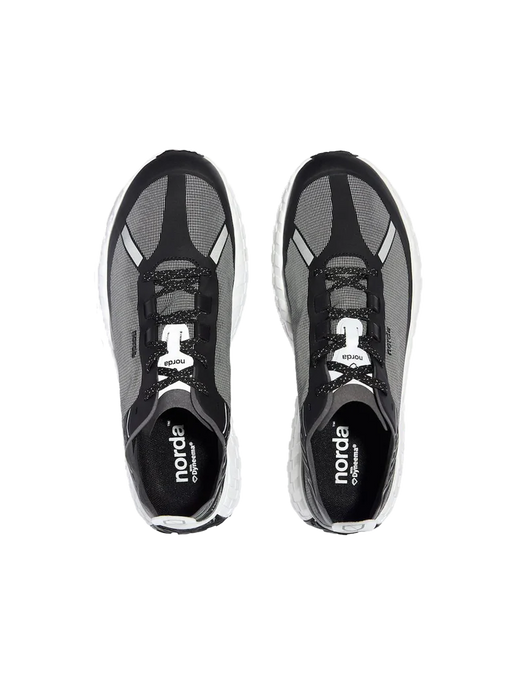 Norda 001 Black Shoes (Women's)