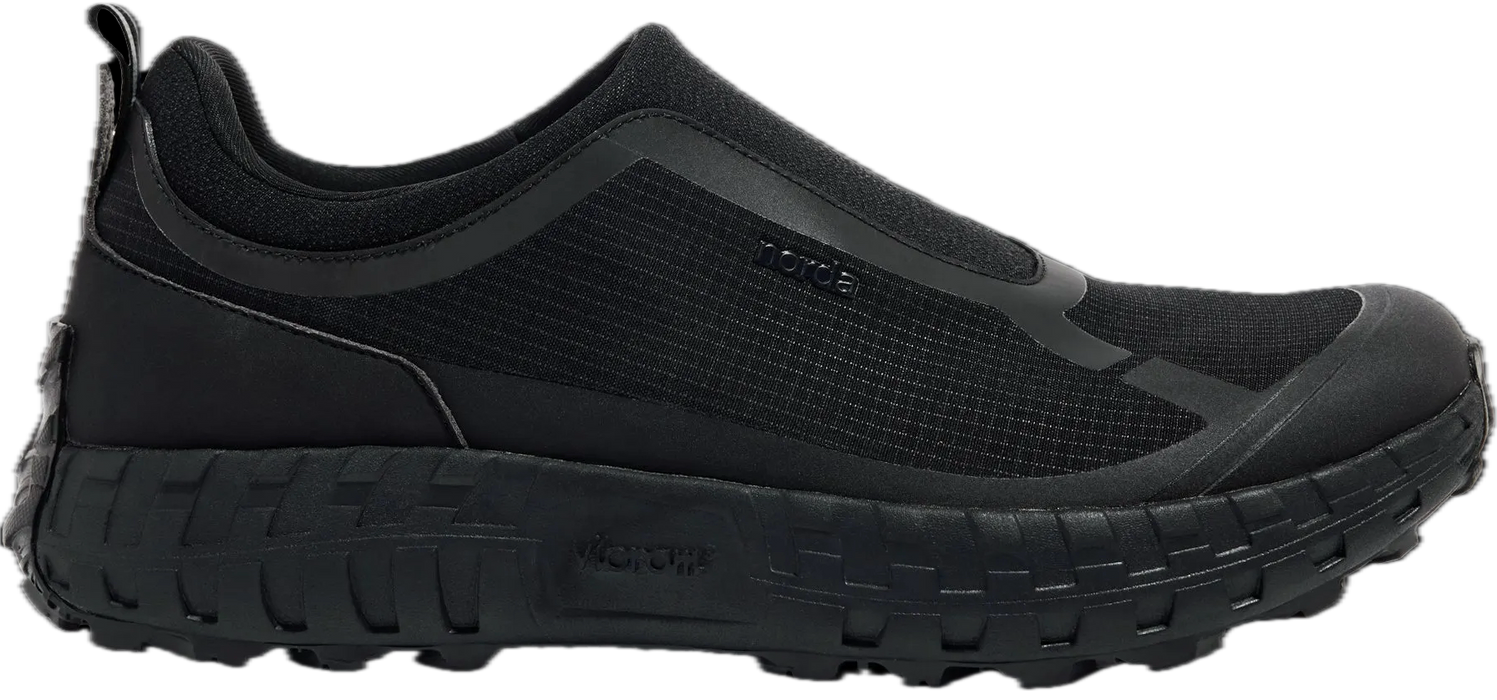 Norda 003 Pitch Black Shoes (Women's)