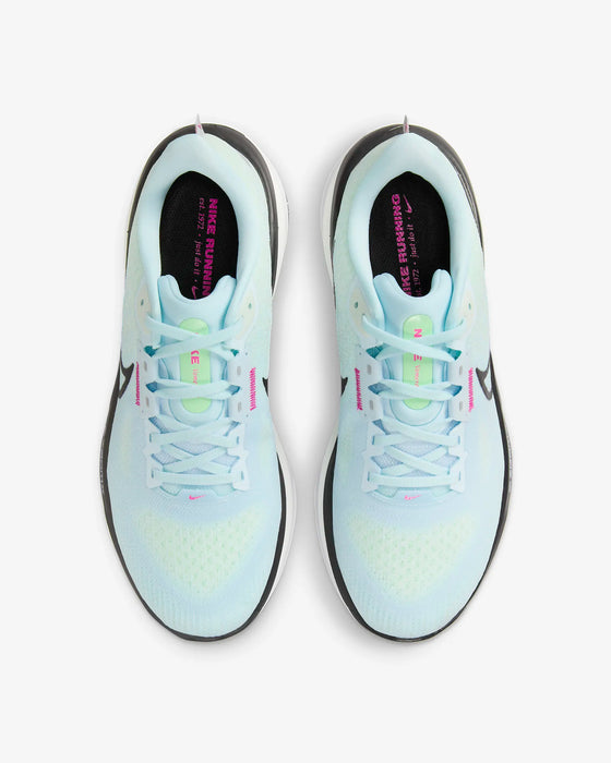Nike Vomero 17 Shoes (Women's)